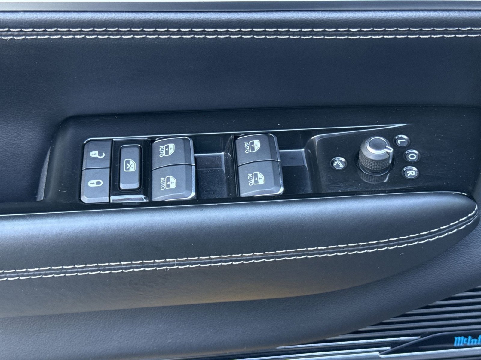 Used 2022 Jeep Grand Wagoneer Series I image 15