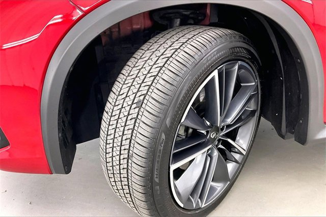 Certified 2024 INFINITI QX55 Essential image 11