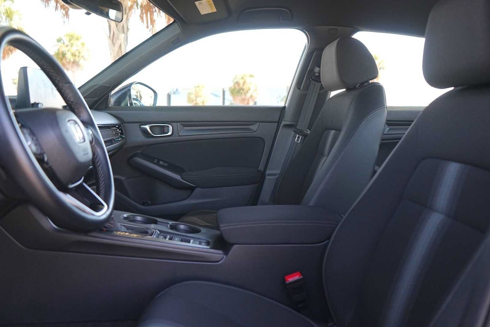 Used 2025 Honda Civic Sport image 11