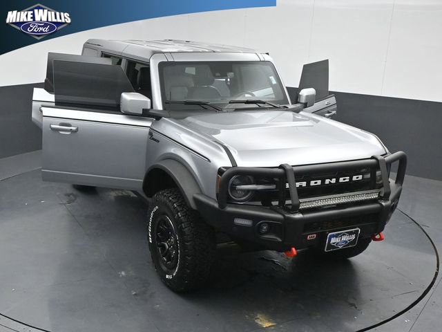 Used 2023 Ford Bronco Outer Banks w/ Sasquatch Package AWD/4WD image 25