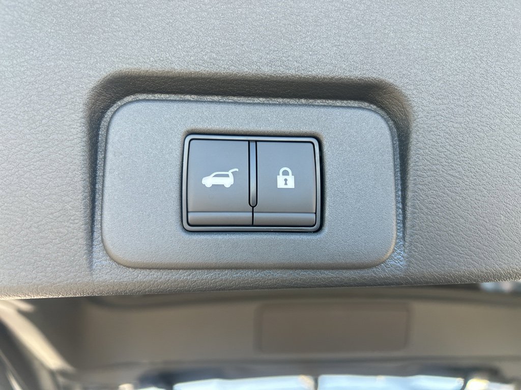 New 2026 Nissan Rogue Platinum image 12