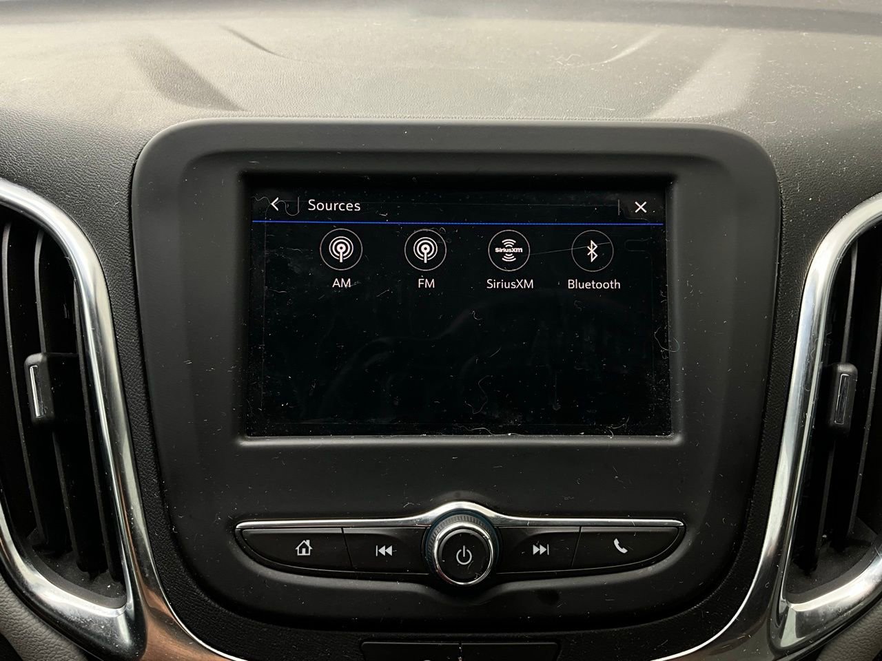 Used 2024 Chevrolet Equinox LS w/ Driver Confidence II Package image 29