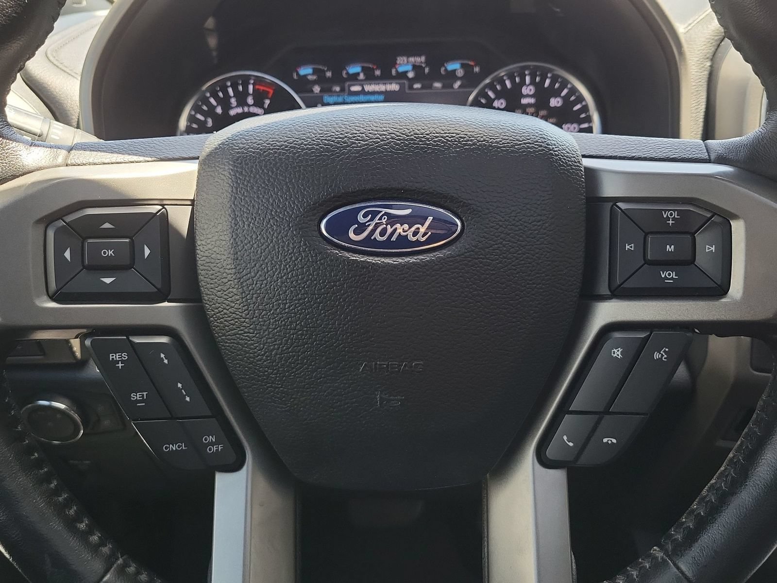 Used 2021 Ford Expedition XLT RWD image 11