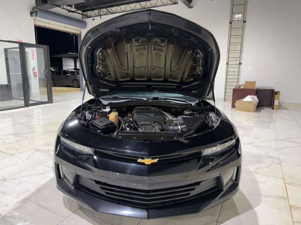 Used 2018 Chevrolet Camaro LS image 4