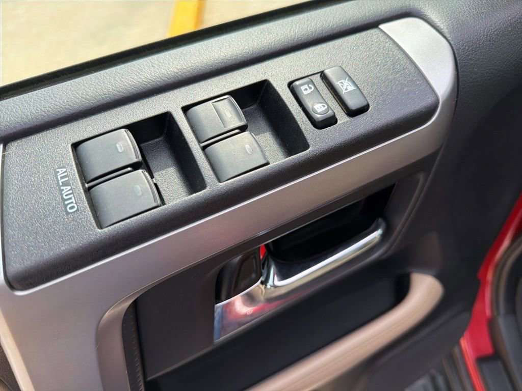 Used 2015 Toyota 4Runner SR5 image 10