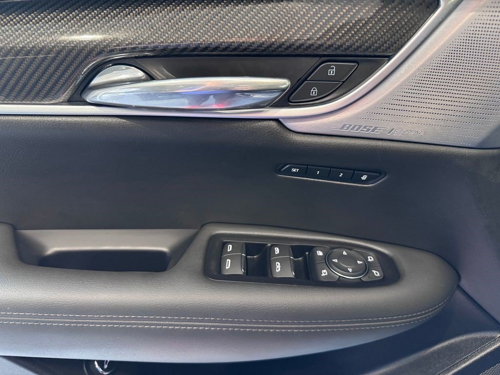 Certified 2025 Cadillac XT6 Sport AWD/4WD image 26