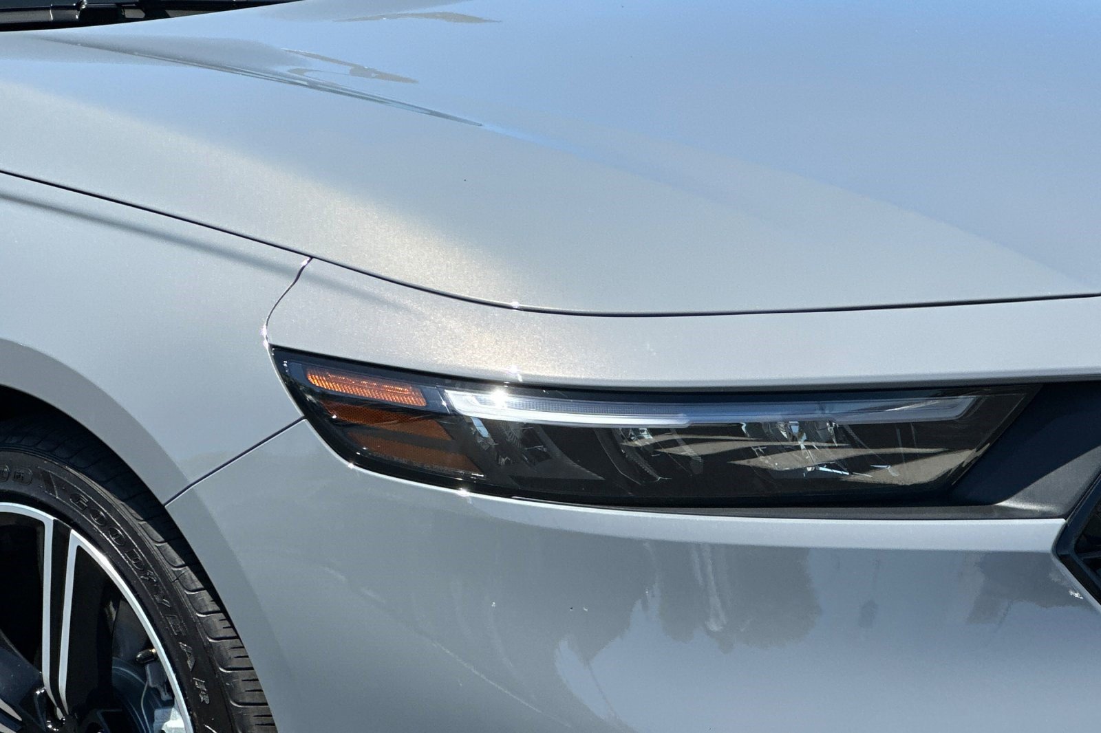 Used 2025 Honda Accord Sport image 11