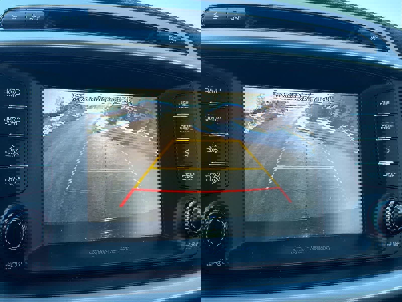 Used 2019 Kia Sorento EX image 31