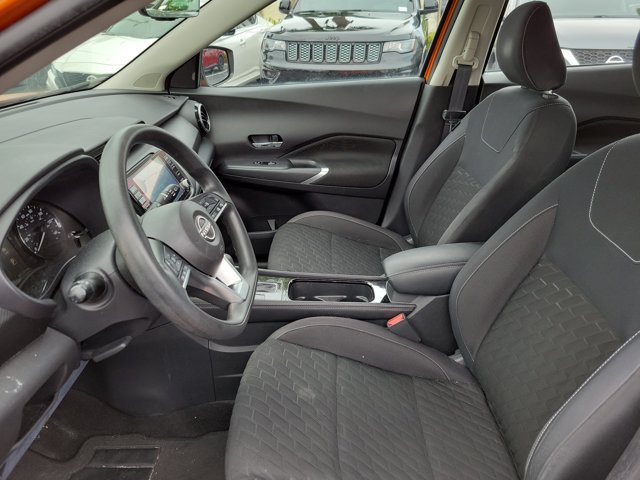 Certified 2022 Nissan Kicks SV w/ Interior Electronics Package FWD image 23