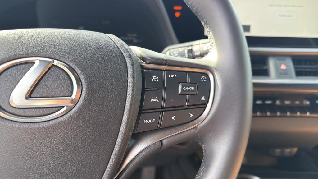 Certified 2025 Lexus UX 300h AWD w/ Accessory Package (Z1) image 23