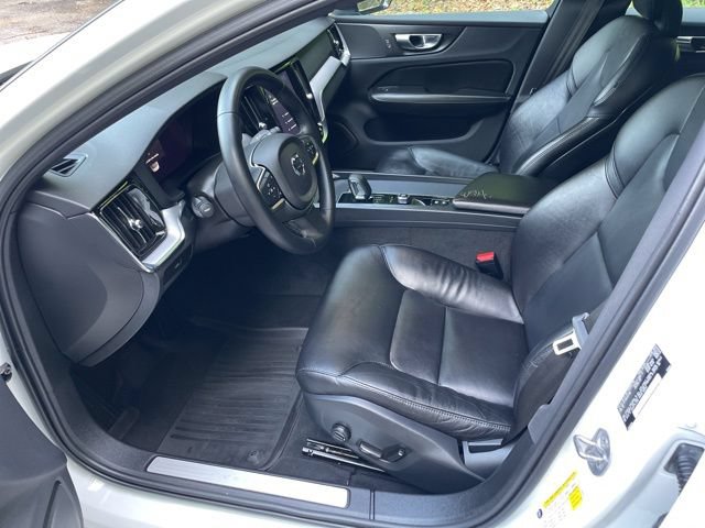 Certified 2023 Volvo S60 B5 Plus w/ Climate Package AWD/4WD image 10