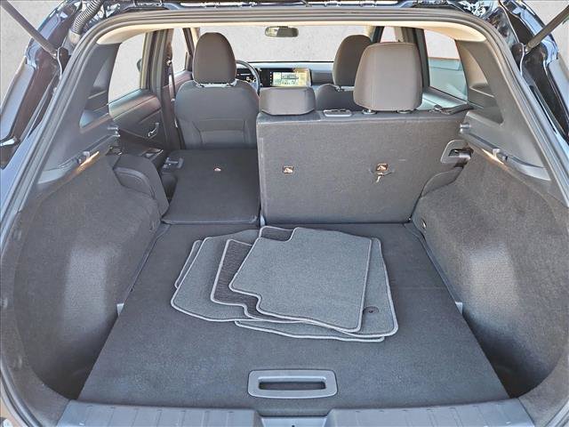 Certified 2025 Nissan Kicks SV FWD image 6