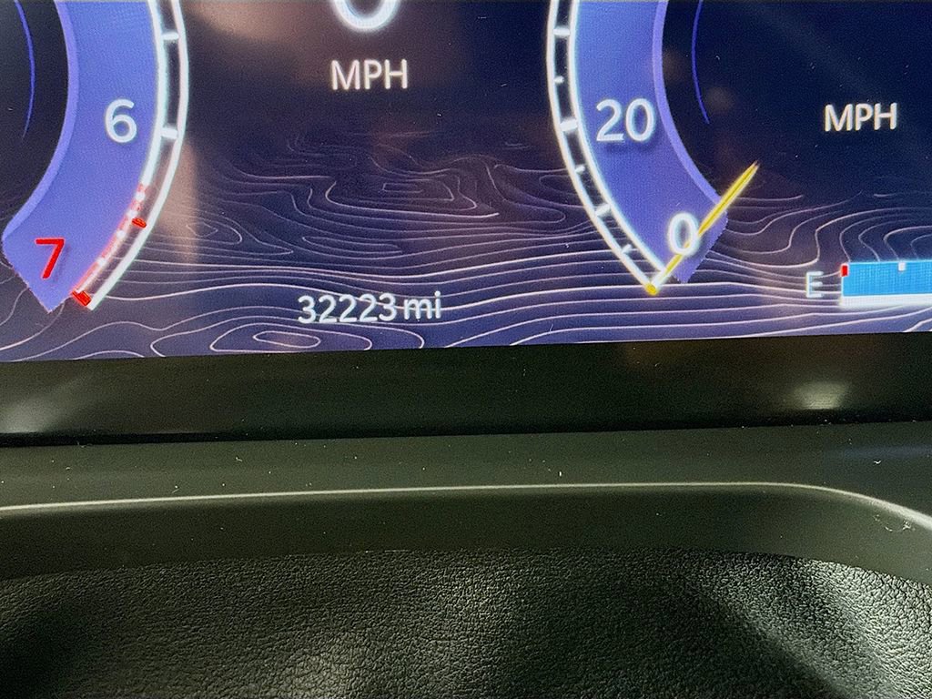 Used 2022 Jeep Grand Cherokee L Laredo image 34