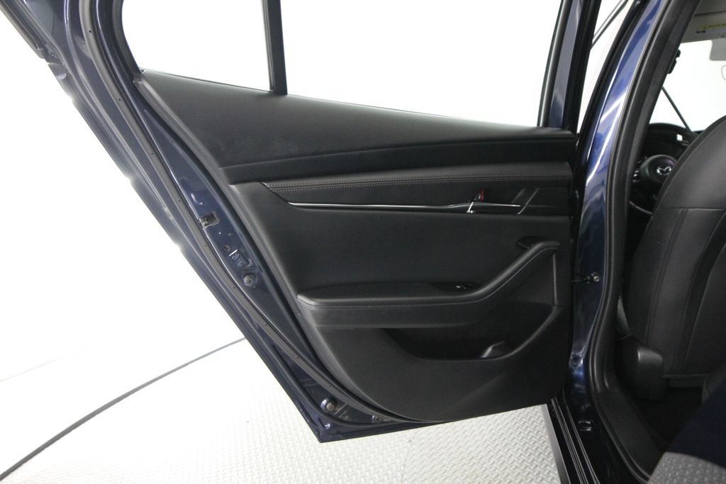 Used 2019 MAZDA MAZDA3 Sedan w/ Preferred Package FWD image 35