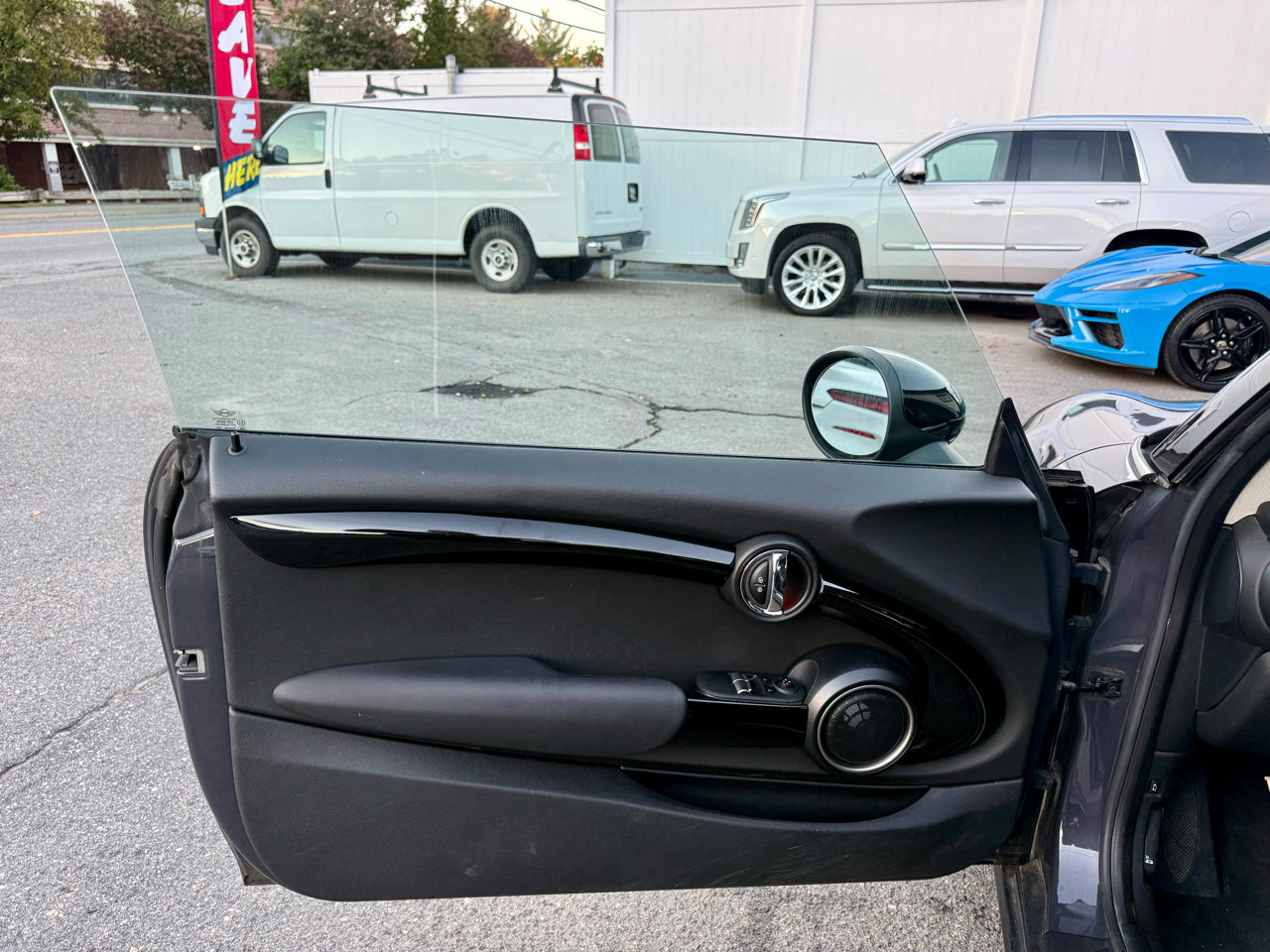 Used 2015 MINI Cooper S image 13