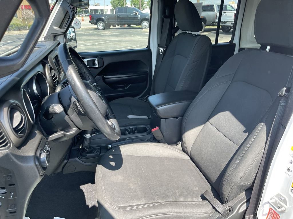 Used 2019 Jeep Wrangler Unlimited Sport S image 11