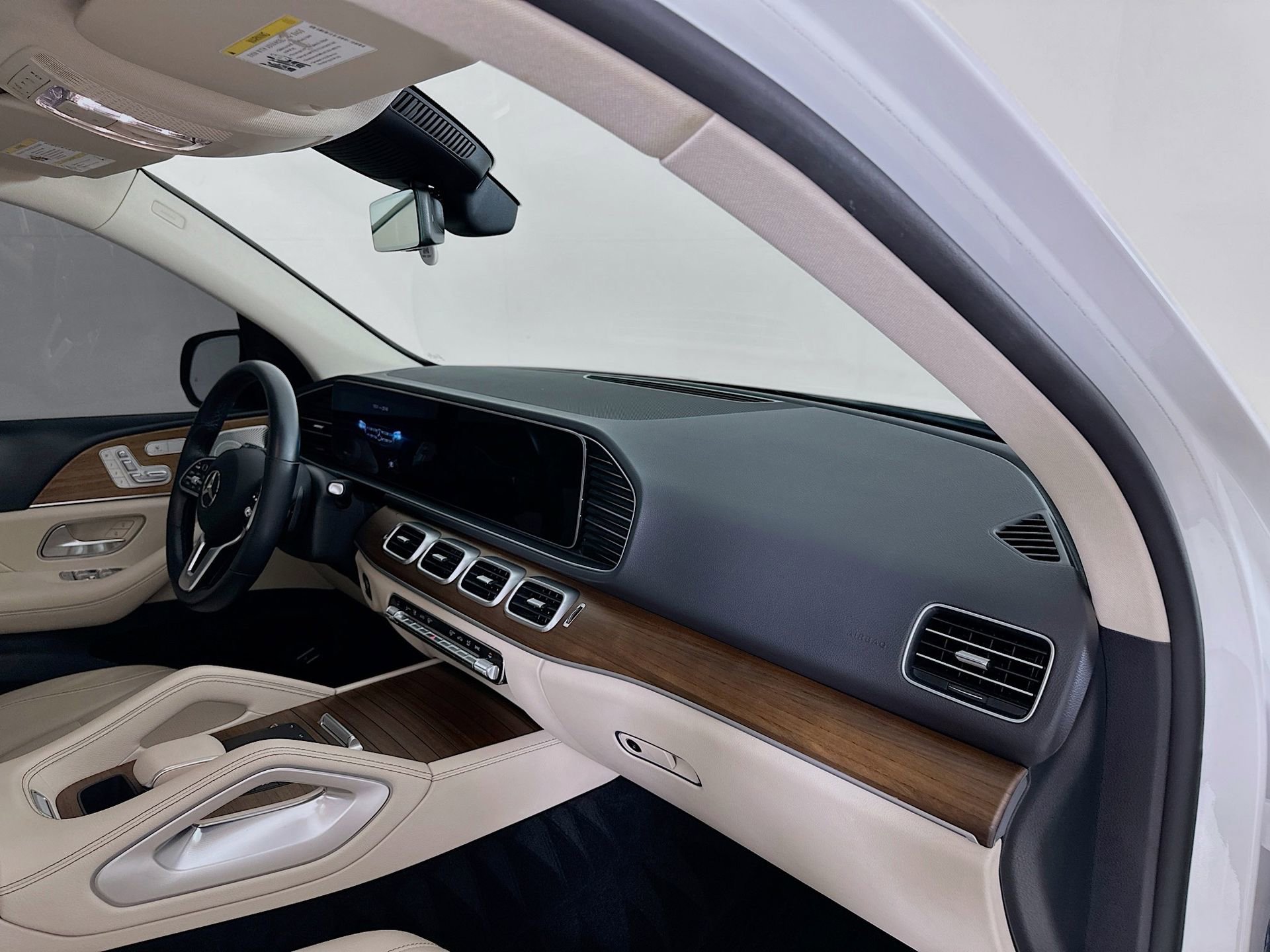 Used 2023 Mercedes-Benz GLE 350 4MATIC image 33