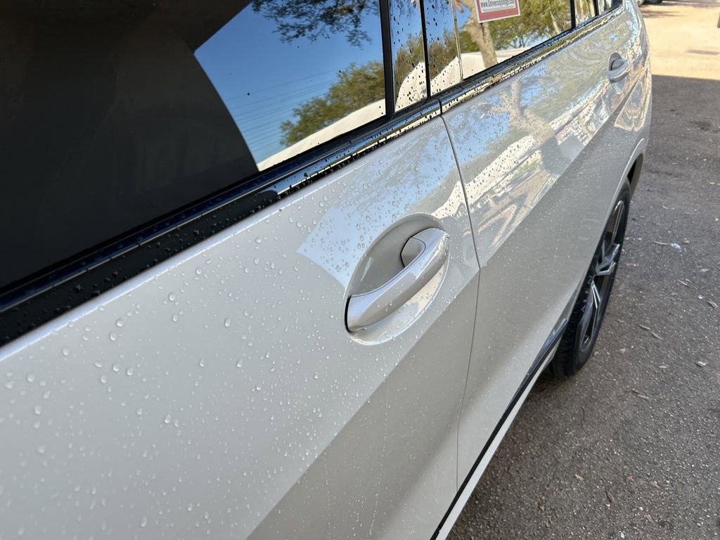 Used 2022 BMW X7 xDrive40i w/ M Sport Package image 16