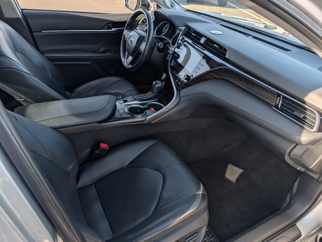 Used 2020 Toyota Camry XLE image 25