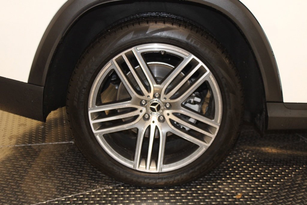 Certified 2025 Mercedes-Benz GLS 450 4MATIC image 12