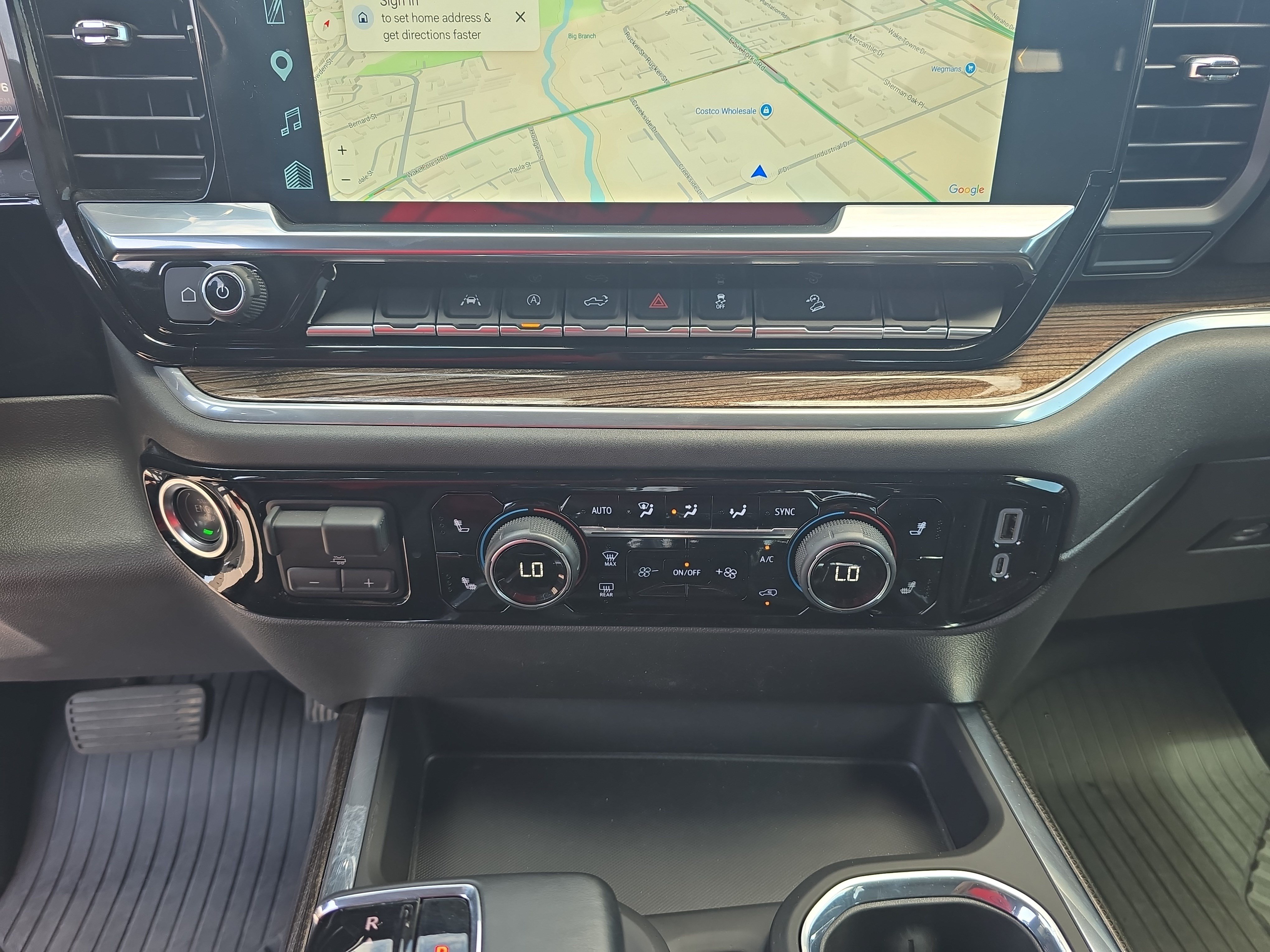 Used 2025 Chevrolet Silverado 1500 LT Trail Boss w/ Convenience Package II AWD/4WD image 22