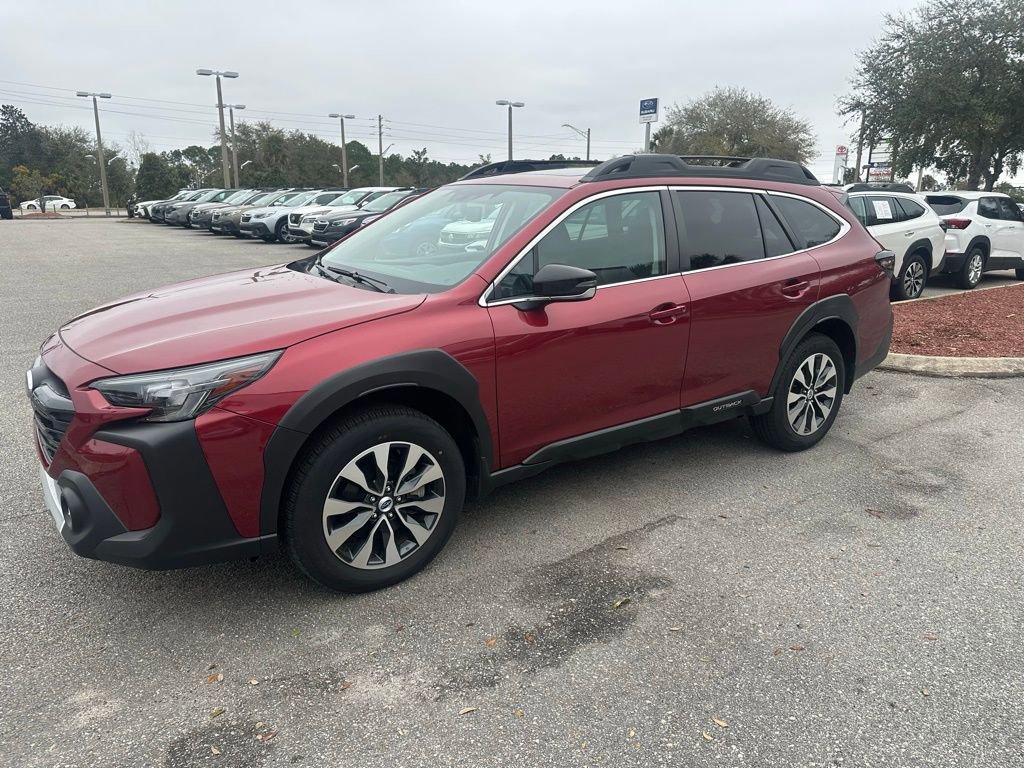 Used 2025 Subaru Outback Limited image 12