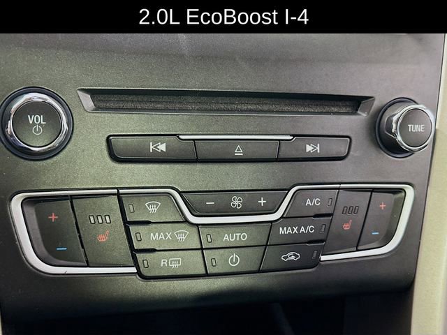 Used 2016 Ford Fusion SE w/ Equipment Group 202A AWD/4WD image 15