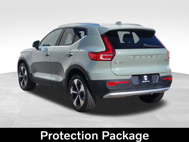 Certified 2023 Volvo XC40 B5 Plus w/ Driver Assist Package AWD/4WD image 7
