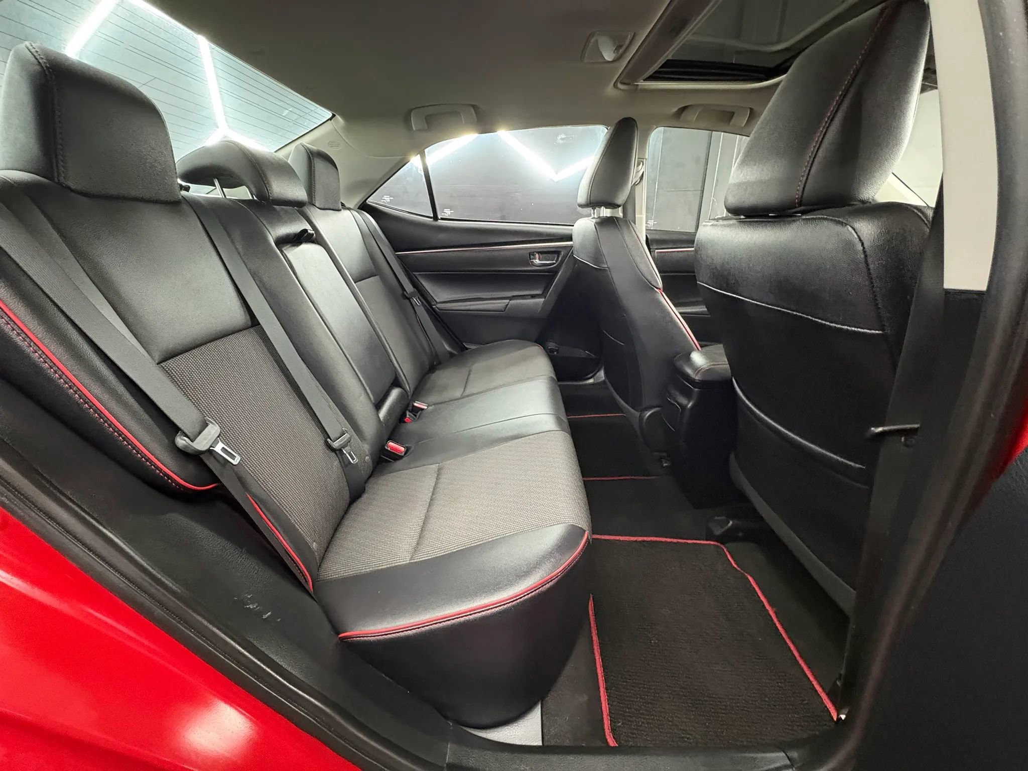 Used 2016 Toyota Corolla S Special Edition FWD image 21