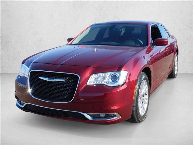 Used 2021 Chrysler 300 Touring w/ Driver Convenience Group RWD image 2