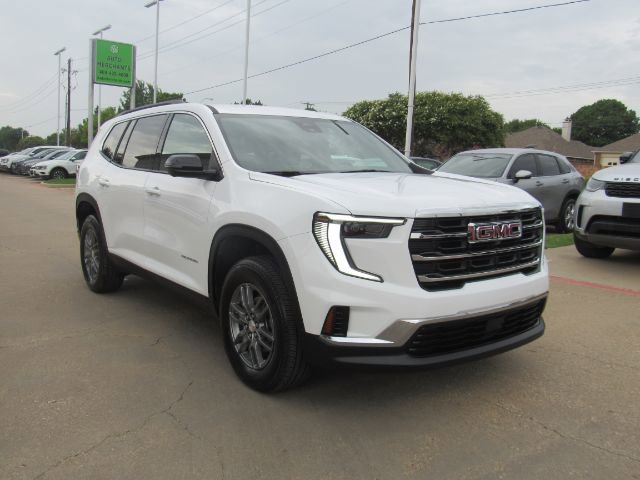 Used 2025 GMC Acadia Elevation image 4