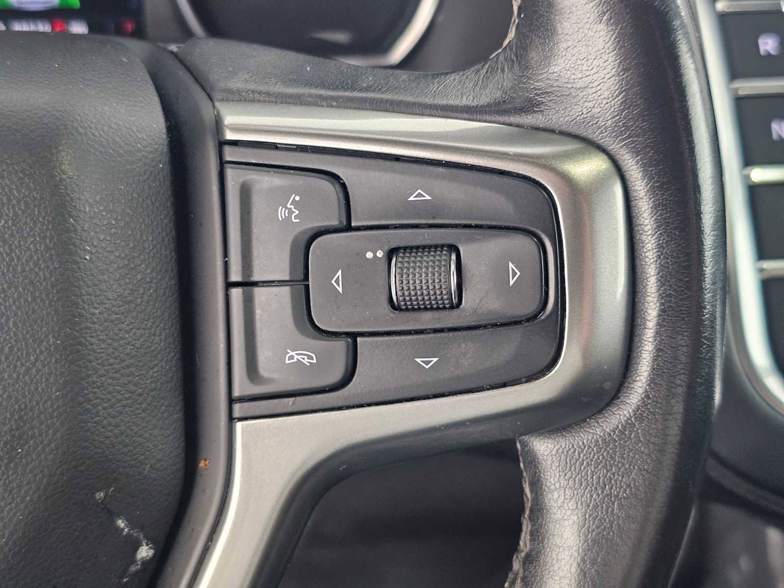Used 2021 Chevrolet Suburban LT w/ Rear Media and Nav Package AWD/4WD image 29
