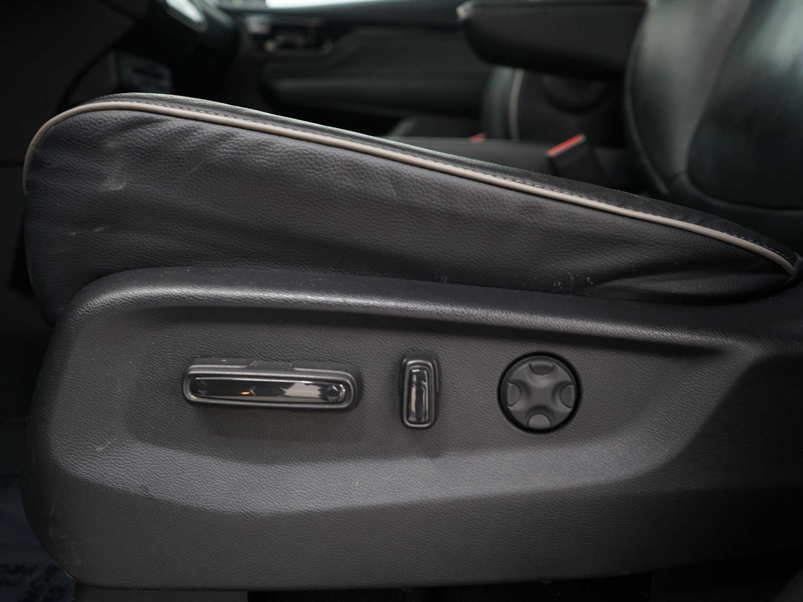 Used 2023 Honda Odyssey Elite image 28