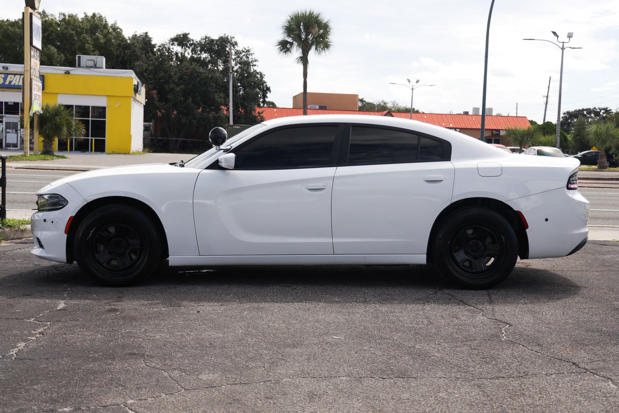 Used 2019 Dodge Charger Police w/ Fleet Safety Group RWD image 4