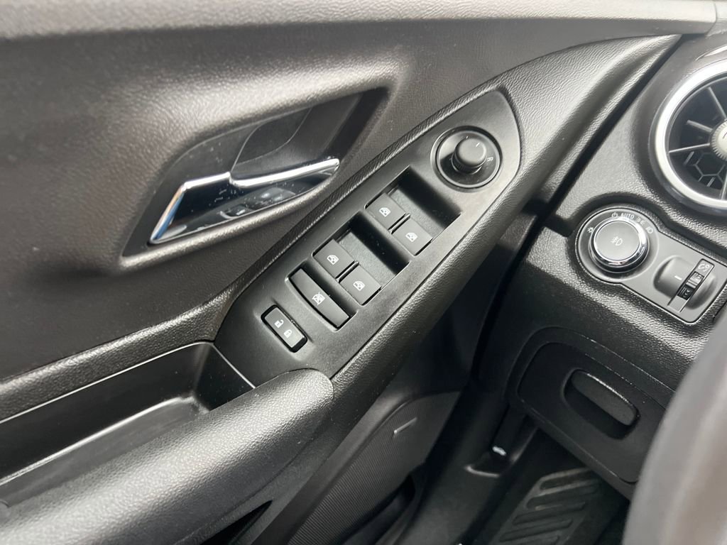 Used 2016 Chevrolet Trax LTZ image 12