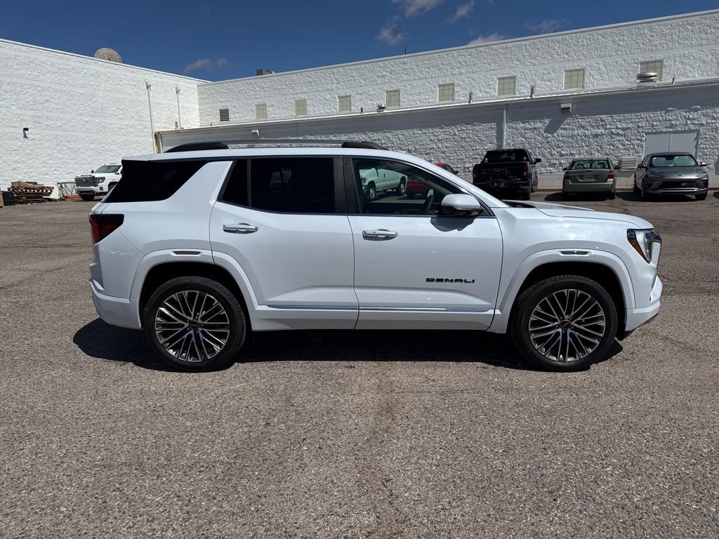 New 2026 GMC Terrain Denali w/ LPO, Black Badging Package AWD/4WD image 4