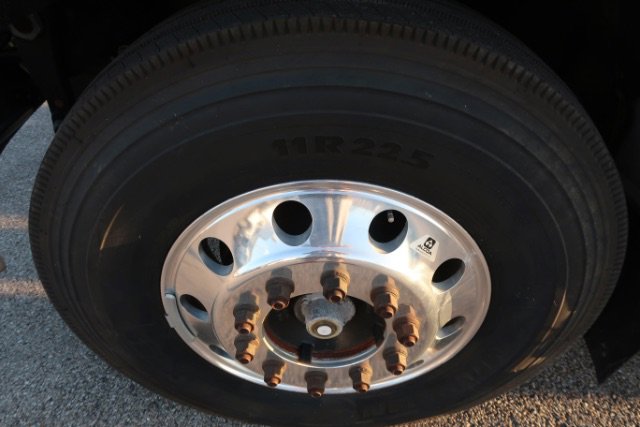 Used 2019 Ford F650 Crew Cab Chassis 254 WB RWD image 18