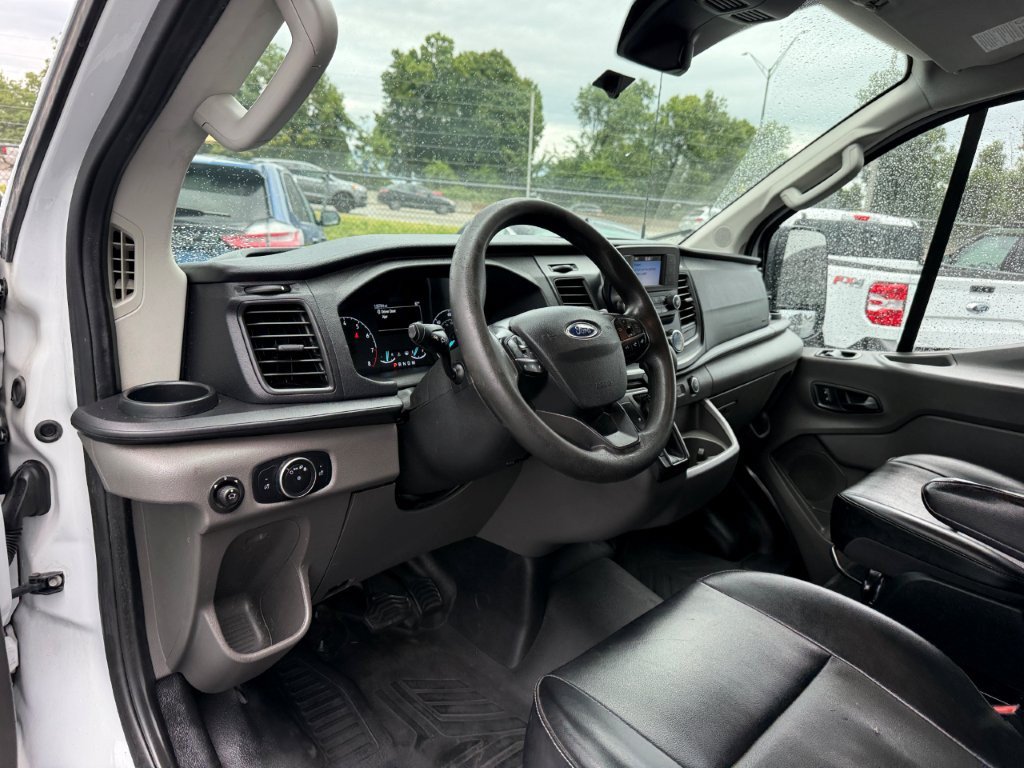 Used 2020 Ford Transit 250 Low Roof RWD image 15