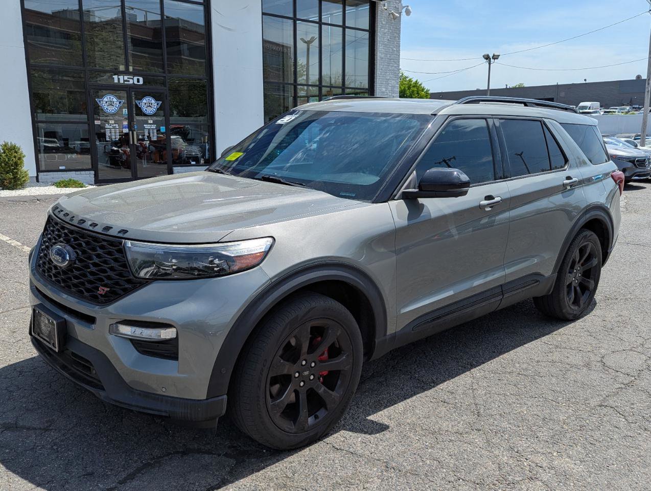 Used 2020 Ford Explorer ST w/ ST Street Pack AWD/4WD image 2