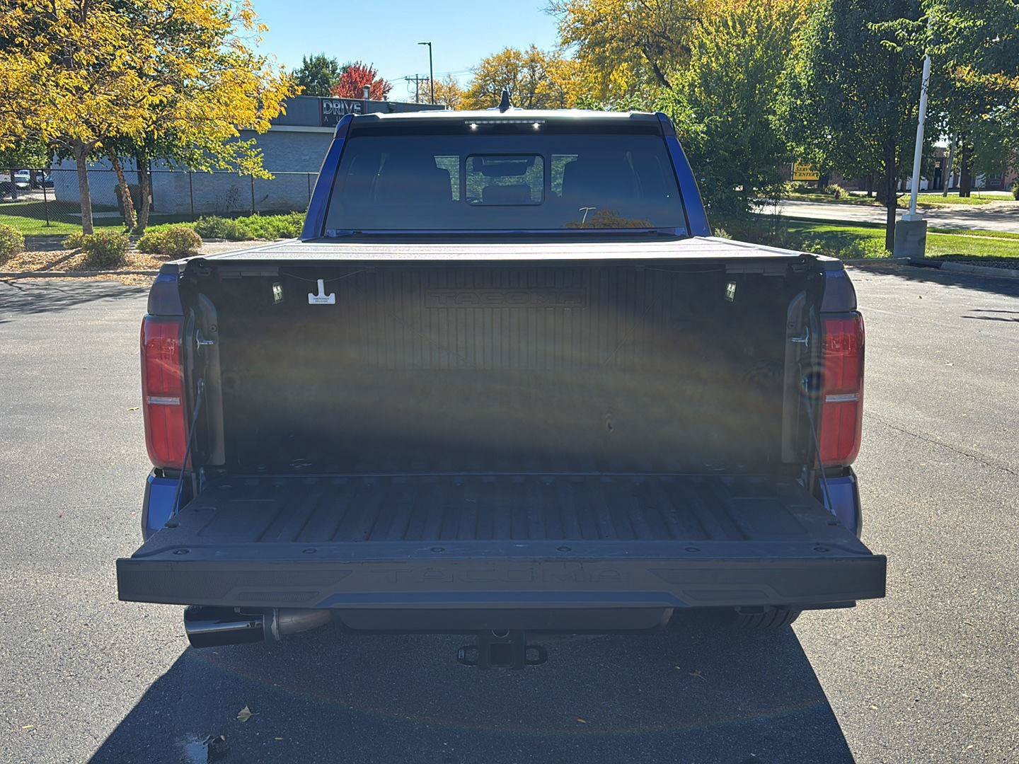 Used 2024 Toyota Tacoma SR5 AWD/4WD image 24