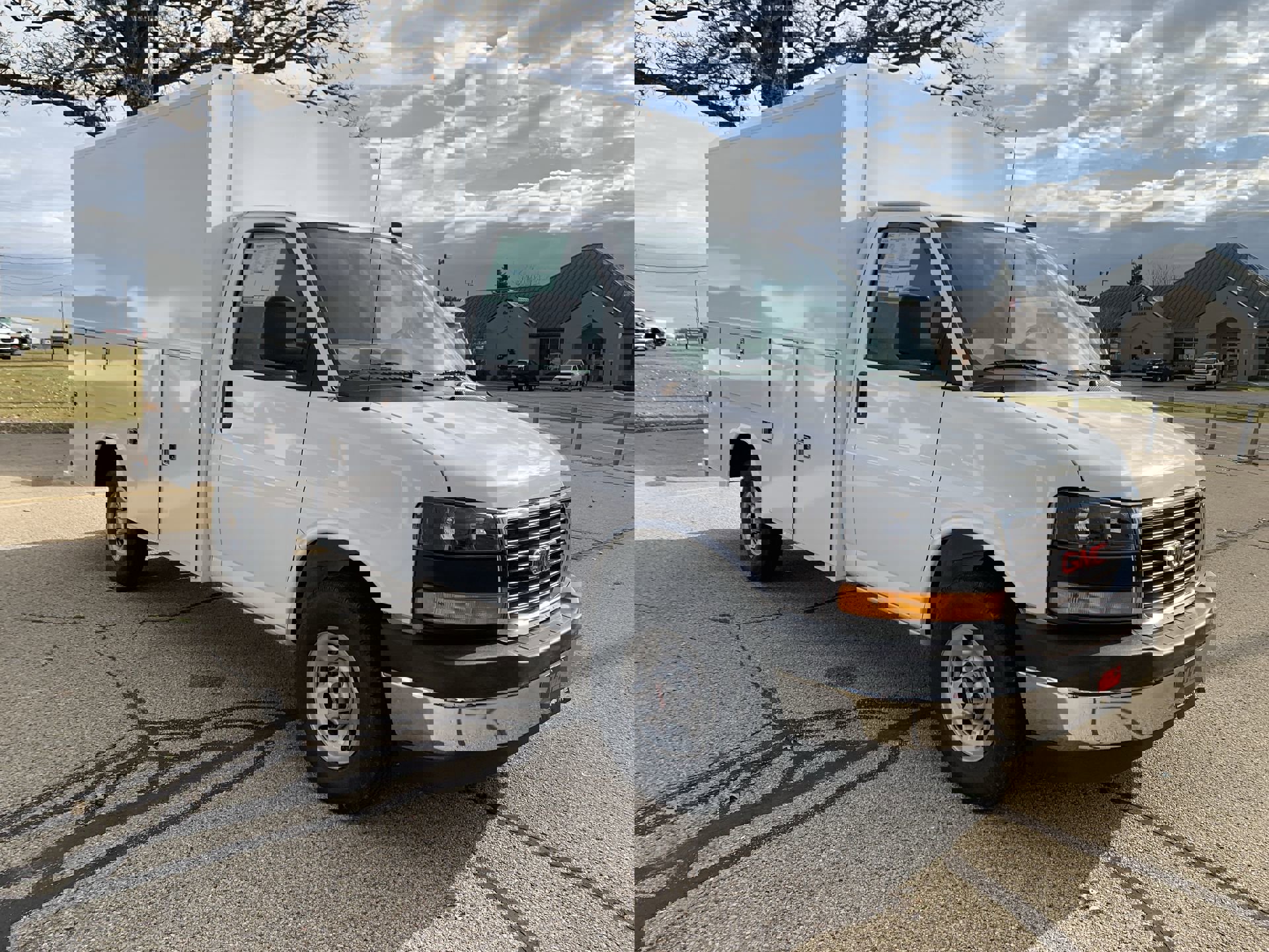 New 2025 GMC Savana 3500 w/ Power Convenience Package image 41