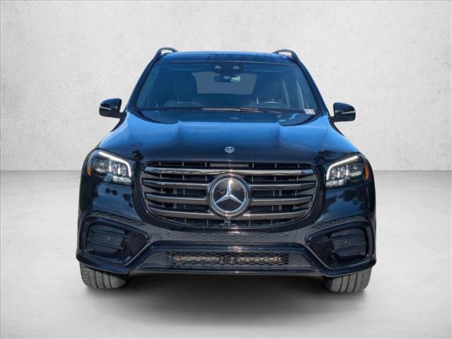 Used 2024 Mercedes-Benz GLS 450 4MATIC image 2