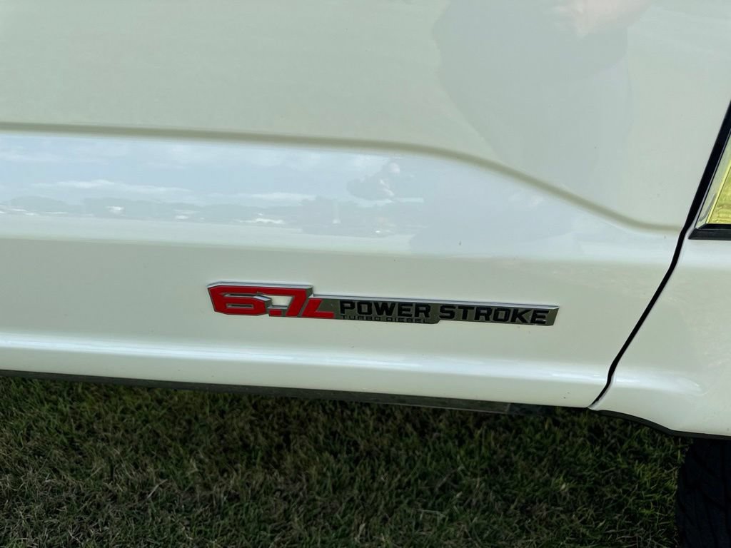 Used 2024 Ford F350 Limited AWD/4WD image 10