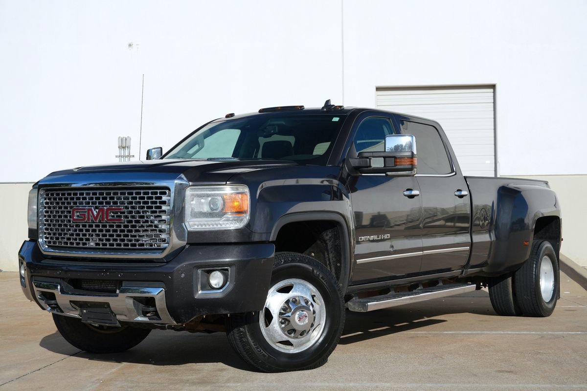 Used 2016 GMC Sierra 3500 Denali w/ Duramax Plus Package AWD/4WD image 2