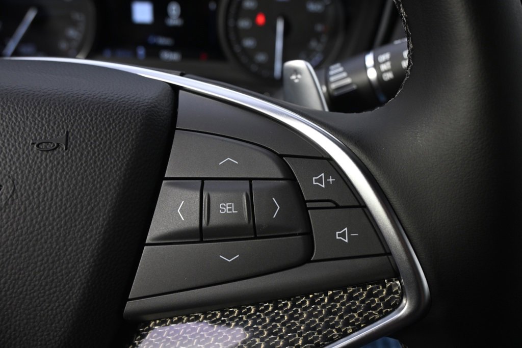 New 2025 Cadillac XT5 Sportv w/ LPO, Red Accent Package image 35