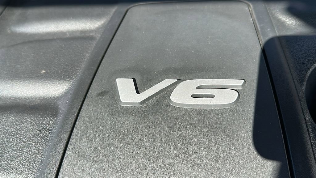 Used 2018 Jeep Grand Cherokee Limited AWD/4WD image 32