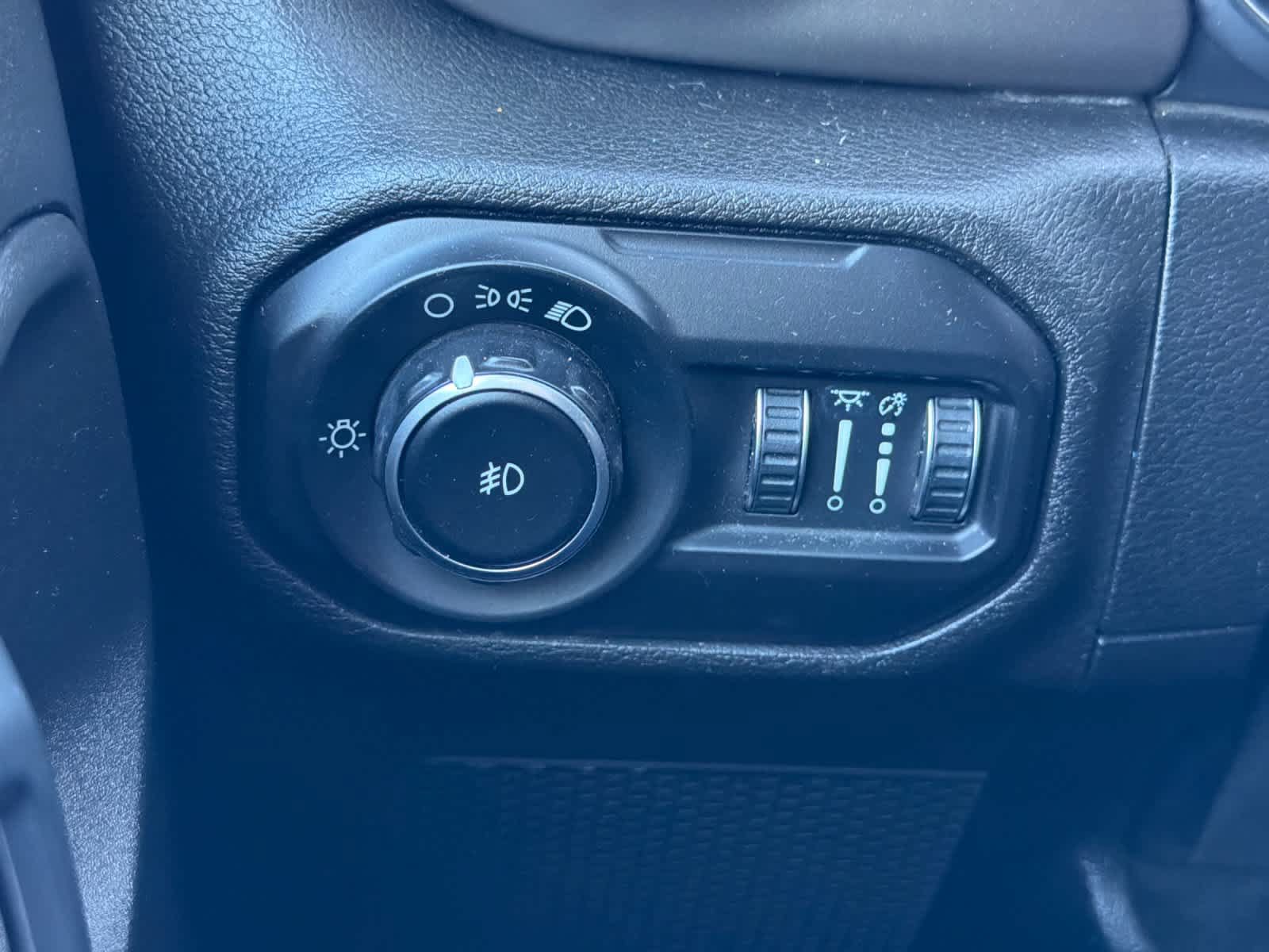 Used 2019 Jeep Wrangler Unlimited Sport AWD/4WD image 29
