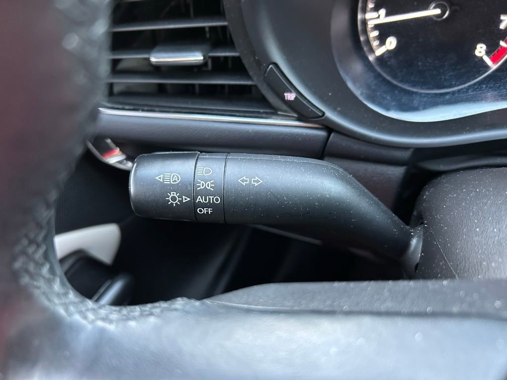 Used 2023 MAZDA MAZDA3 s image 22