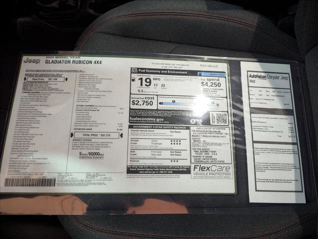 New 2025 Jeep Gladiator Rubicon w/ Convenience Group AWD/4WD image 16