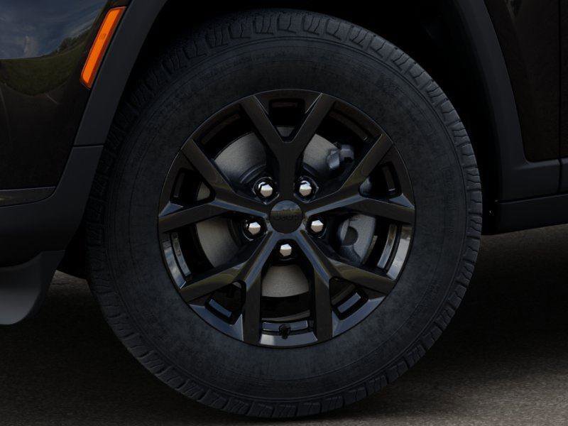 New 2025 Jeep Grand Cherokee L Altitude image 15